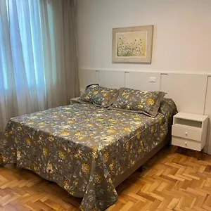 Apartamento Pequeno Metro Paraiso, São Paulo